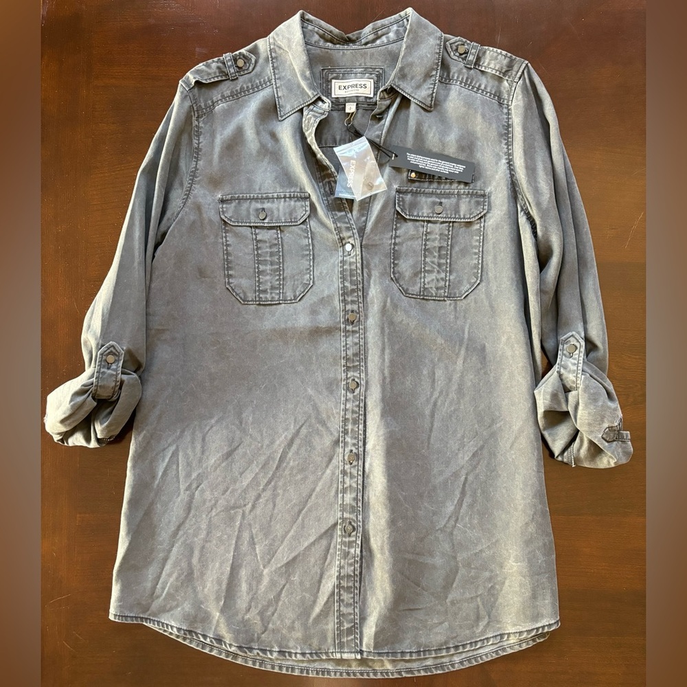 Express Boyfriend Shirt (Small), Dark Gray